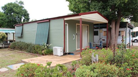 Riverbank Caravan Park - ACT Tourism 4