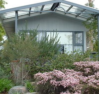 Blue Waters Cottages for Two - ACT Tourism