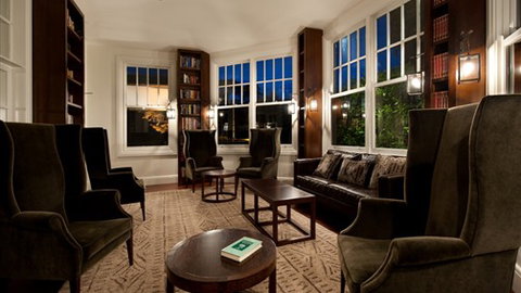 Peppers Mineral Springs Hotel - ACT Tourism 1