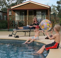 Lake Fyans Holiday Park - ACT Tourism
