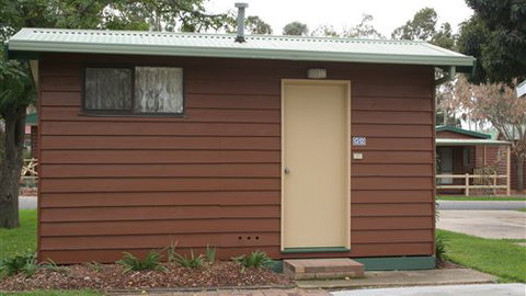 Lake Fyans Holiday Park - ACT Tourism 4