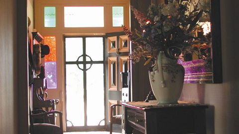 Abergeldie Bed & Breakfast - ACT Tourism 3