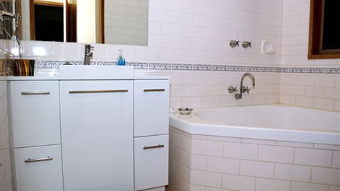 Alpine Country Cottages: Studio 3 - ACT Tourism 1