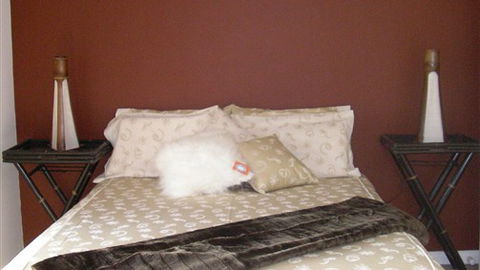 Auberge Woodend - ACT Tourism 1