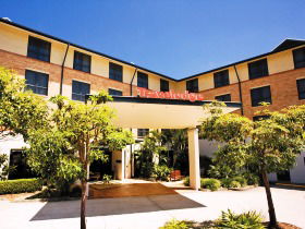 Travelodge Hotel Garden City Brisbane - ACT Tourism 0