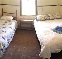 Twin Palms Cottage - ACT Tourism