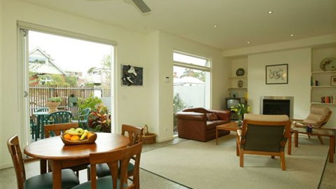 Parkside Stay Clifton Hill - ACT Tourism 3