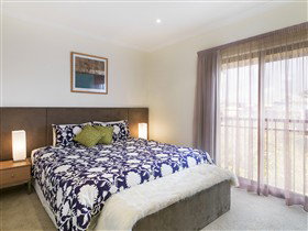 Aurora Ozone Apartments - ACT Tourism 3