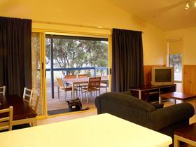 Discovery Holiday Park - Lake Bonney - ACT Tourism 1