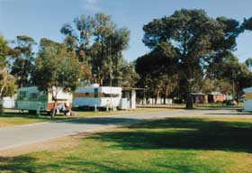 Tumby Bay Caravan Park Cabins - ACT Tourism 2