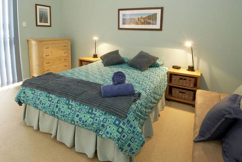 Albany Harbourside Apartments And Houses - ACT Tourism 1