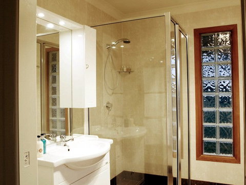 Alpine Lodges - ACT Tourism 2