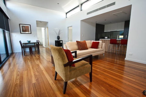 Amawind Apartments - ACT Tourism 0