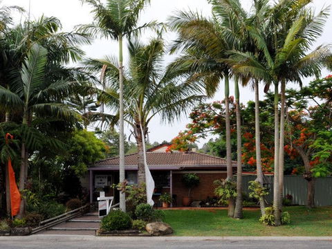 Anchorage Holiday Park - ACT Tourism 1