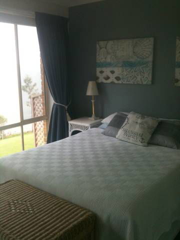 Anne's Waterfront Haven Bed & Breakfast - ACT Tourism 2