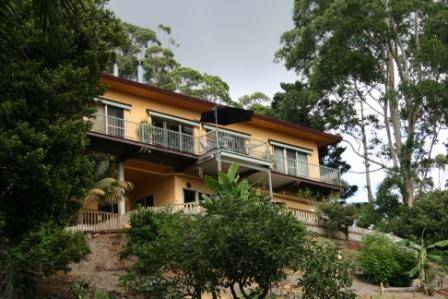 Avocado Sunset Bed & Breakfast - ACT Tourism 1