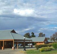 Bishop's Lodge Motor Inn - ACT Tourism