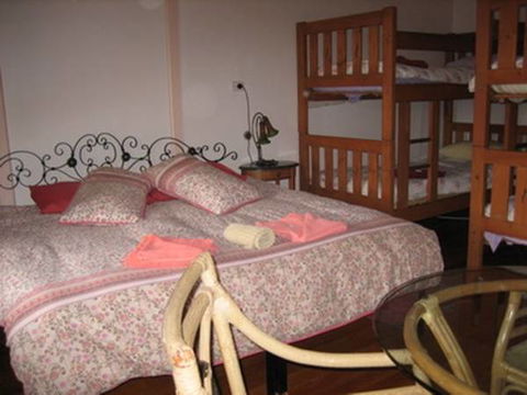 Burwood Bed & Breakfast - ACT Tourism 0