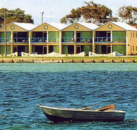 Cetacea Luxury Apartments - ACT Tourism