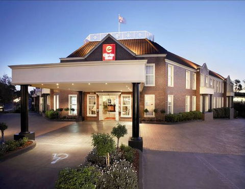 Canterbury International Hotel - ACT Tourism 0