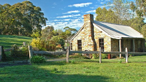 Adelaide Hills Country Cottages - Gum Tree Cottage - ACT Tourism 3