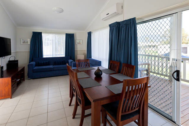 East Corrimal NSW ACT Tourism