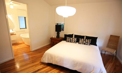 Dalrymples Guest Cottages - ACT Tourism 3