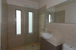 Dolphin Cove Bed & Breakfast - ACT Tourism 0