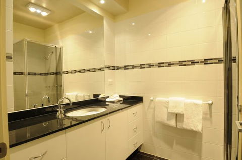 Fairways Resort - ACT Tourism 5