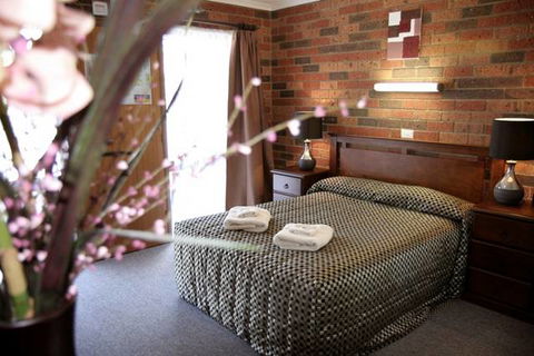 Frankston Motel - ACT Tourism 2