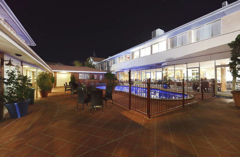 Ibis Styles Canberra - ACT Tourism 4