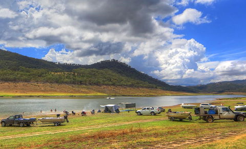 Inland Waters Holiday Park Mookerawa Waters - ACT Tourism 2