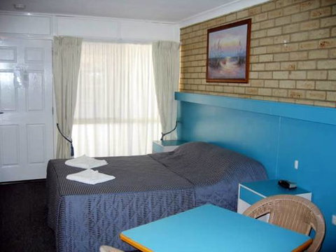 Jolly Swagman Motor Inn - ACT Tourism 3