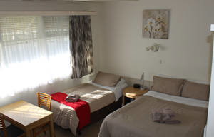 Kaniva Midway Motel - ACT Tourism 5