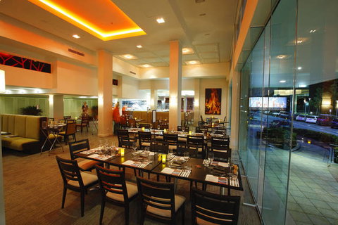 Pacific Hotel Cairns - ACT Tourism 1