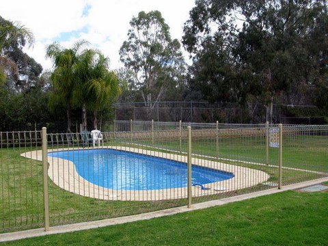 Pioneer Tourist Park - ACT Tourism 0