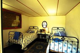 Price Morris Cottage - ACT Tourism 3