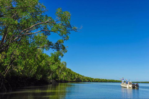 Arnhemland Barramundi Nature Lodge - ACT Tourism 7