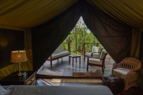 Arnhemland Barramundi Nature Lodge - ACT Tourism 10