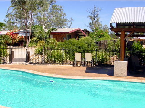 Rubyvale Motel & Holiday Units - ACT Tourism 1