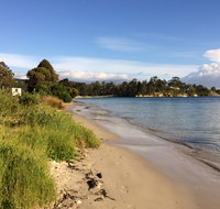 Snug Beach Cabin  Caravan Park - ACT Tourism