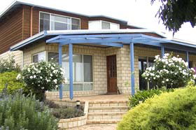 Jacaranda Heights Bed And Breakfast - ACT Tourism 0