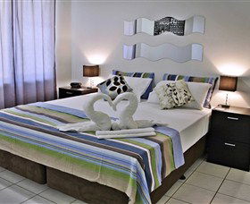 Absolute Beachfront Apartment - ACT Tourism 2