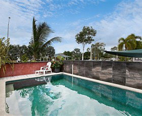 Beachside Tropical Retreat - ACT Tourism 1