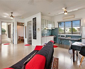 Beachside Tropical Retreat - ACT Tourism 2