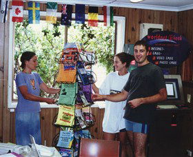 Palm Court Kookaburra Backpackers - ACT Tourism 1
