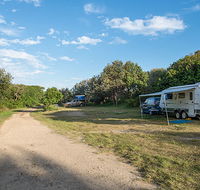 Racecourse Campground - ACT Tourism