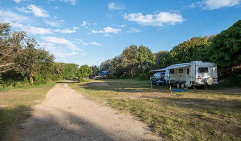 Racecourse Campground - ACT Tourism 0