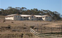 JE Resort (Jindabyne Equestrian Resort) - ACT Tourism 0
