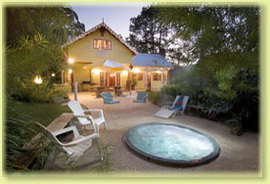 Mooloolah Valley Holiday Houses - ACT Tourism 0